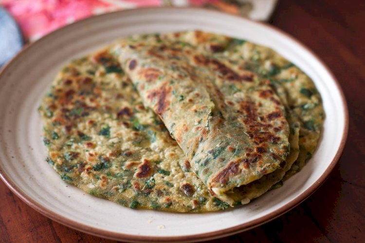 Methi Laccha Parathas Recipe