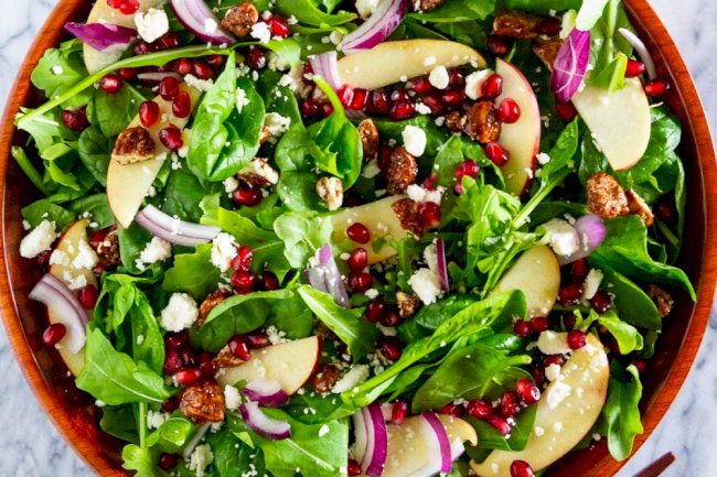 Raw spinach with Apple Salad Recipe