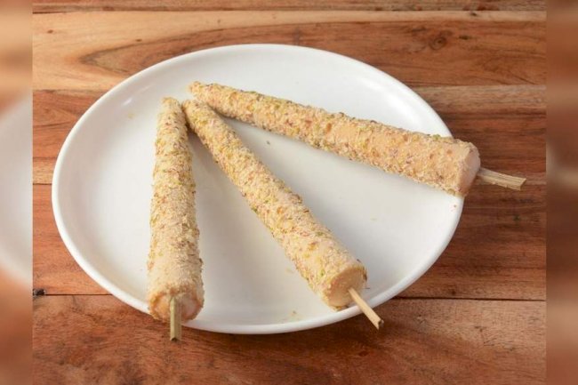 Jaggery Almond Cashew Kulfi Recipe