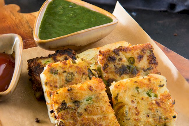 Sooji Veggie Squares Recipe