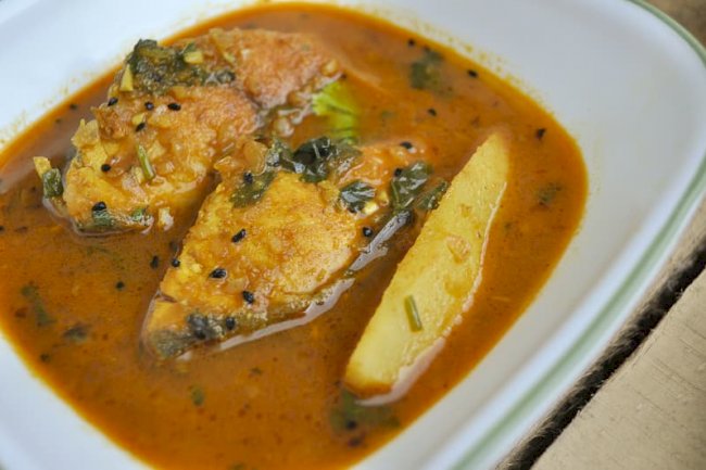 Macher Jhol Recipe