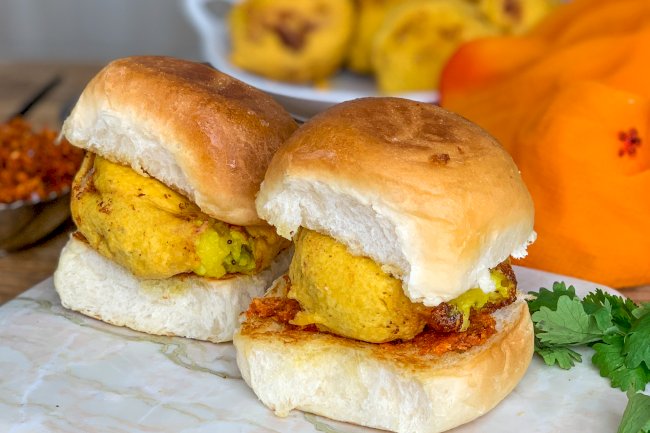 Mumbai-style Vada pav Recipe