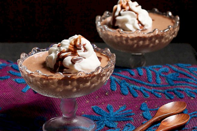 Eggless Chocolate and Honey Mousse Recipe