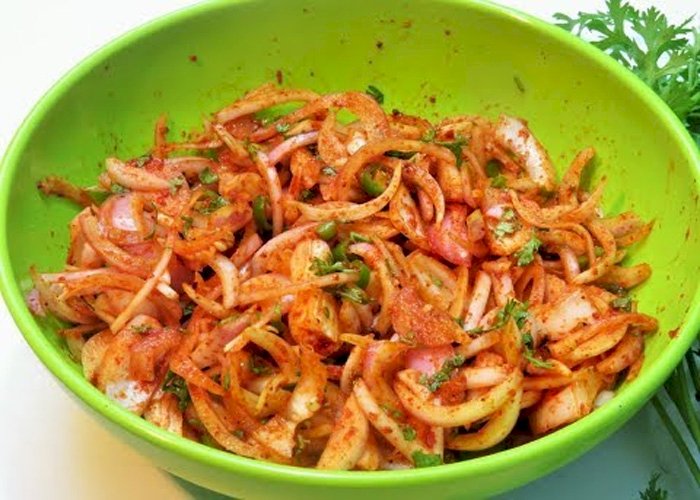 Masala Pyaaz Salad Recipe