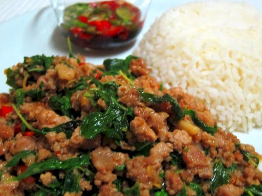 Thai Pad Bai Krapow Gai Recipe