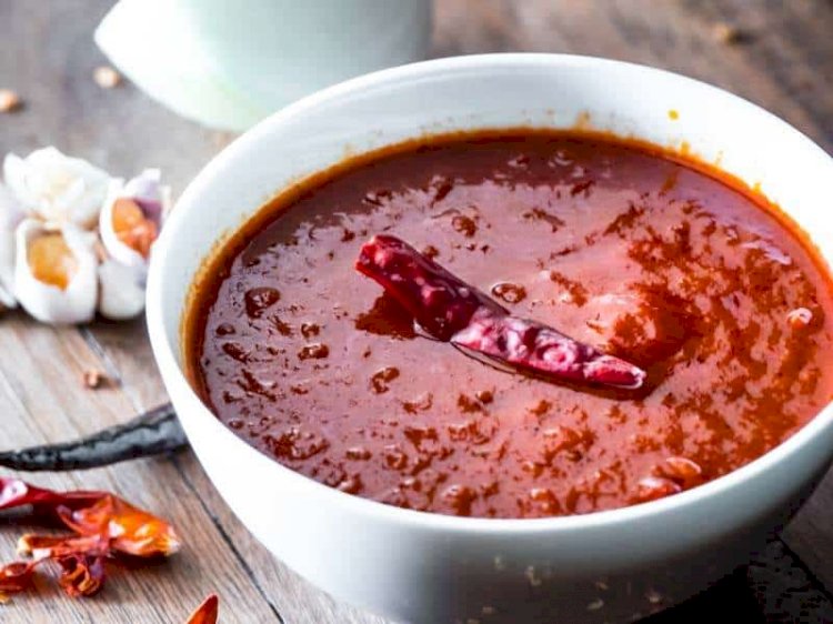 Wet Red Chilli Sauce Recipe