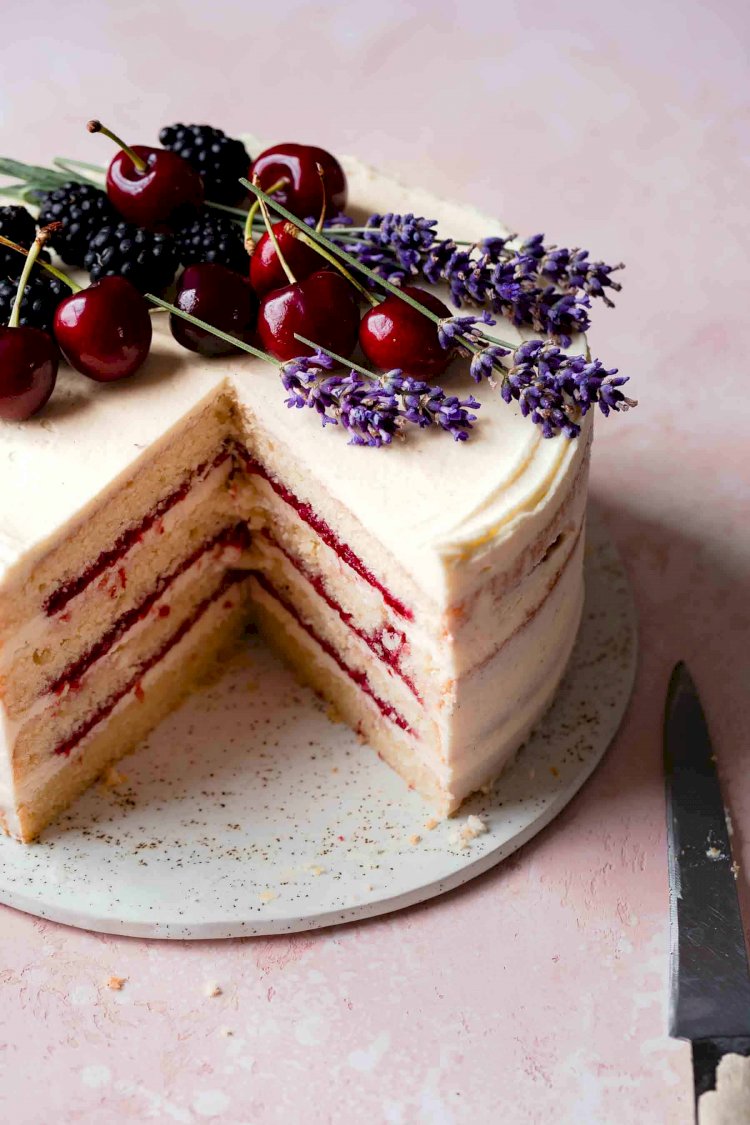Mascarpone and Cherry Cake Recipe